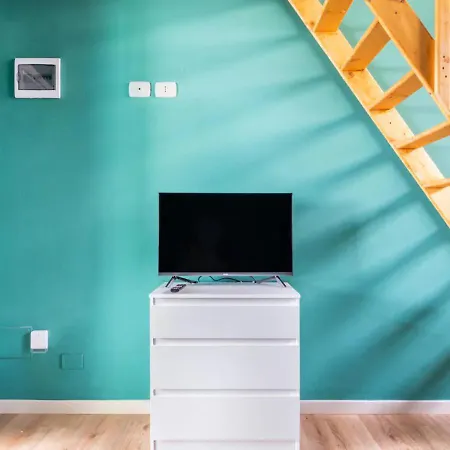 Milan Emerald Home 